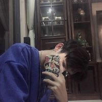 男生抱狗头像唯美图片(4)