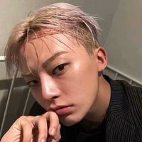 qq头像男生真人 冷酷(16)