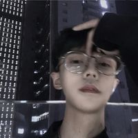 男生遮脸戴帽子头像(6)