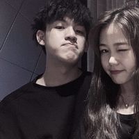 能3个人用的情侣头像两男一女(19)