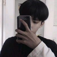 吸烟超拽头像男生霸气
