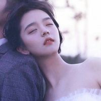 背对着海的情侣头像(8)