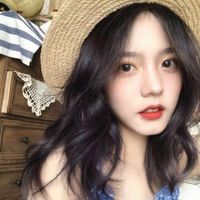 紫色系的闺蜜头像女生