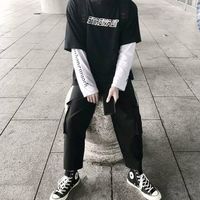 男生叉开腿头像(15)