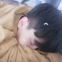 原宿风很酷的男生头像(15)