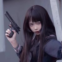 qq头像二次元女生短发女生