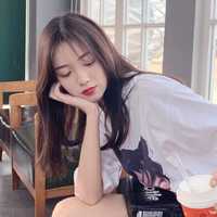 qq头像女生穿皮衣