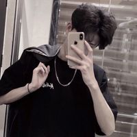 男生去旅行拿行李背影头像(18)