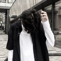 有烟的qq头像男生