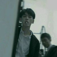 qq头像大图 男生墙纸(4)