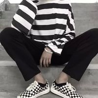 明星黑色衣服男生头像图片(2)
