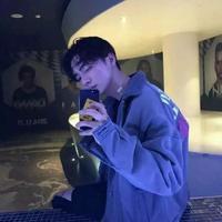 男生头像冬天暖男