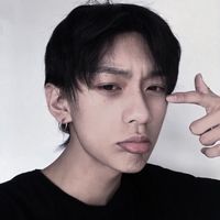 绝望痛苦悲伤的男生头像(20)