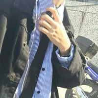 男生不开心了 把头像变黑(14)