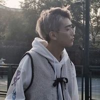 中长背后发型图片男生图片头像(11)