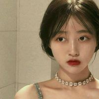 扣扣头像女生站立(5)