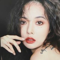 森系男生头像欧美捧花(10)