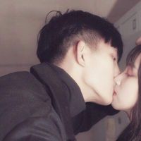 san次元情侣头像一左一右