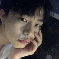 男人背影带帽微信头像(18)
