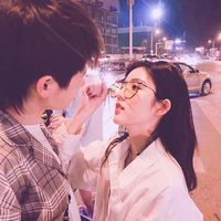 三个人用的情侣头像一男两女(13)