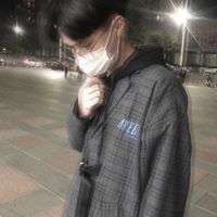 穿校服的非主流男生头像背影(17)