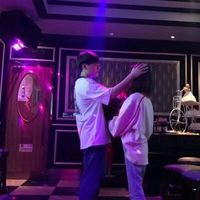 海风吻额头情侣头像(11)