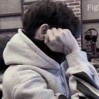 男人突然微信头像空白(8)