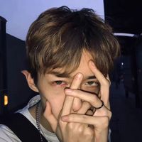 沙滩帽男生头像(6)