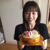 真人网图女生头像霸气拽(16)
