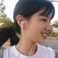 微信头像女短发微笑(16)
