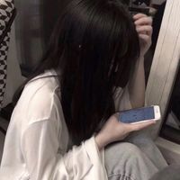 伤感女生头像流泪头像女生头像(19)