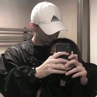 求推荐几个情侣头像