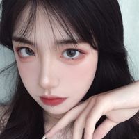 黑白伤感抱膝女生头像(17)