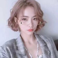 清新的背景皮肤女生头像女生(2)