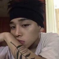 用二次元萝莉头像的男生(13)