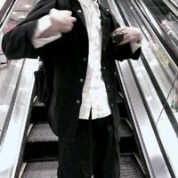 qq带纹身的男生头像