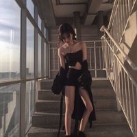侧脸图片女生唯美伤感头像(12)