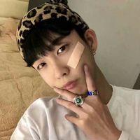 男生脖子头像图片(2)