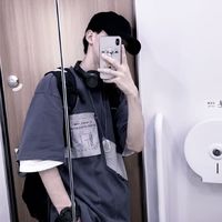 白边男生头像风景图(17)