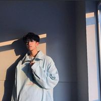 微信伤感男生孤独头像图片大全(15)