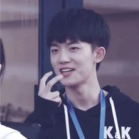 泡面头男生头像(16)