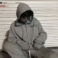 男生头像图片帅气穿着黑色衣服(3)