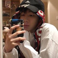 红色衣服头像男生(15)