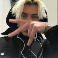 男生欧美头像图片大全唯美(19)