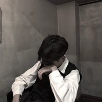 风衣帽子头像男生图片(14)