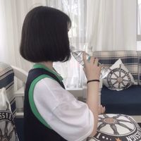 黑白霸气女生头像侧脸(15)