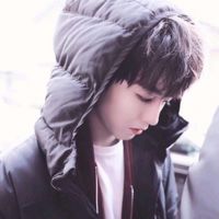男生真人背影头像高清图片大全集(4)
