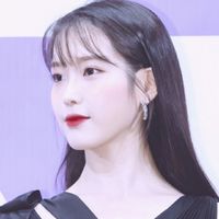 大红唇抽烟图片头像女生头像个性网(10)