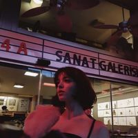 扣扣背影欧美头像女生霸气黑白头像(17)