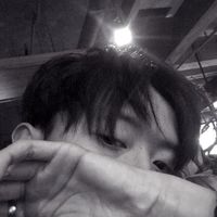 黑白灰的男生头像(2)